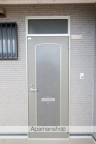 レジデンス梶島の玄関写真
