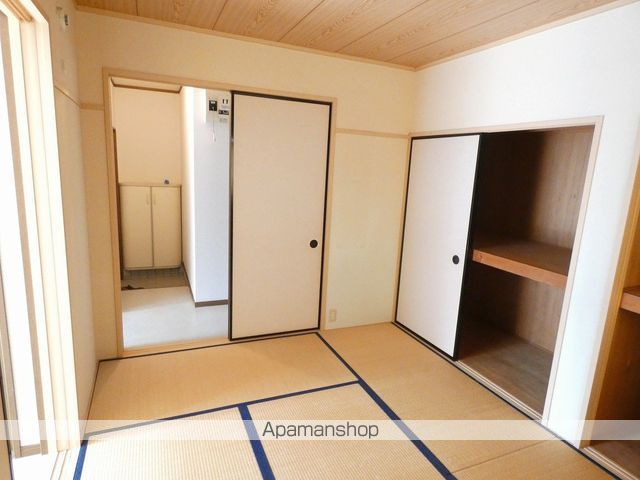 クレッシェンドの内装写真