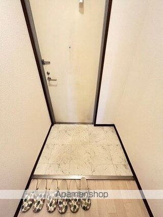和歌山県和歌山市西釘貫丁２丁目[3LDK/63.1m2]の玄関