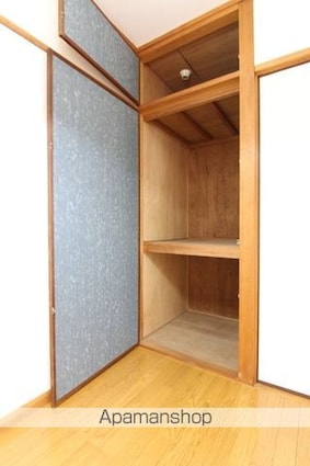 ヴィラ・アンソレイエ東温Ⅱ[2K/31.5m2]の内装1