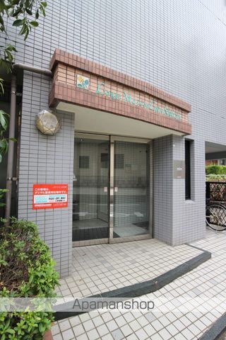 ルエメゾンロワール西新の玄関写真
