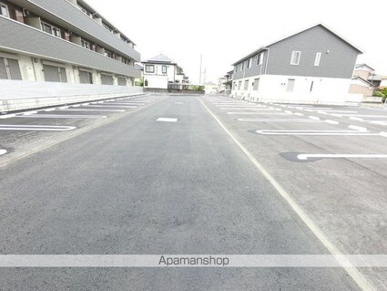 ＴＴ　Ａｎｎｅｘ[1LDK/40.07m2]の駐車場