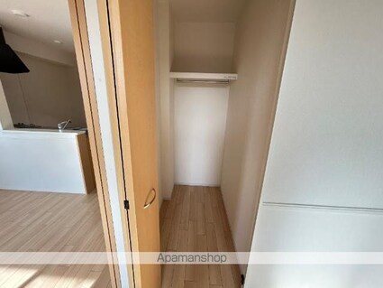 ドゥ　シェルポン[2LDK/53.8m2]の収納1