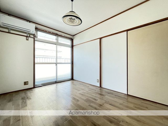 前川マンションの内装写真