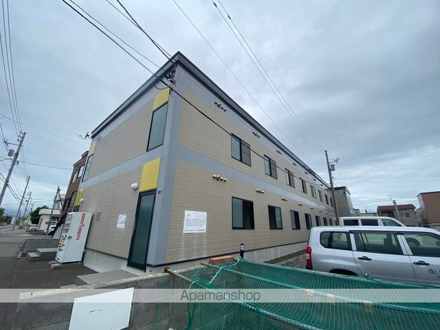 レオパレス篠路7条弐番館の外観写真