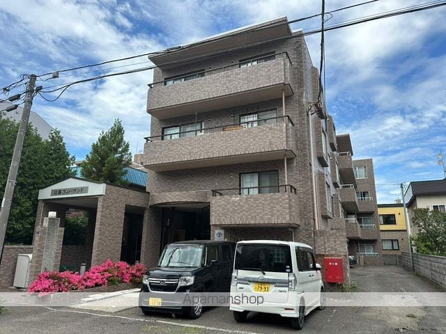 山鼻コンパウンドの外観写真
