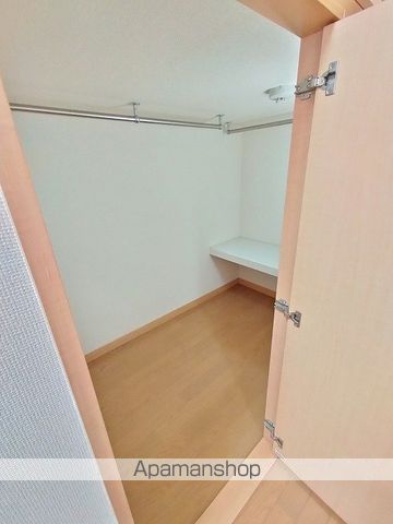 フェンネル千里の内装写真