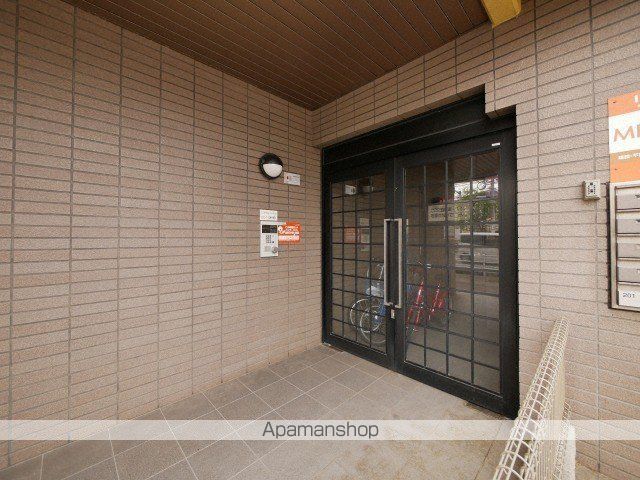 リュージュ原の玄関写真