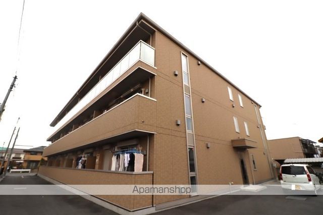 西武鉄道新宿線 花小金井駅 徒歩10分 3階建 築11年の外観写真