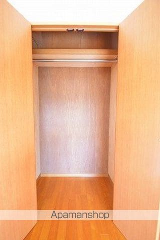 ST21の内装写真