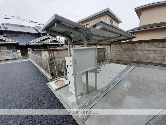 プラシードの玄関写真