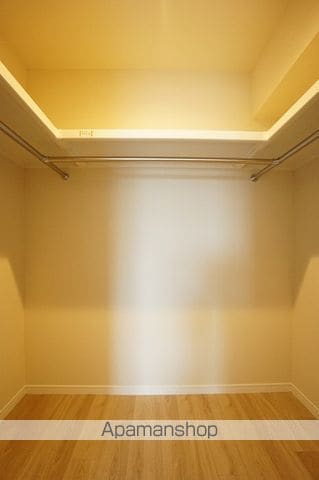 ロイヤルパークスER万代の内装写真