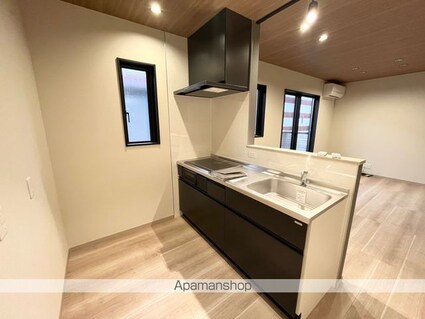 ビバン・メゾン[1LDK/84.34m2]のキッチン