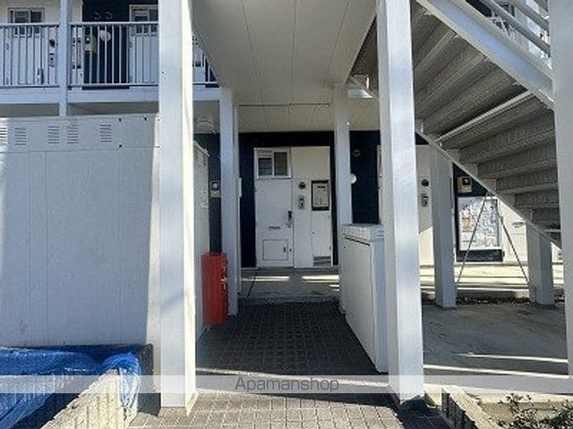 レオパレスCUREの玄関写真