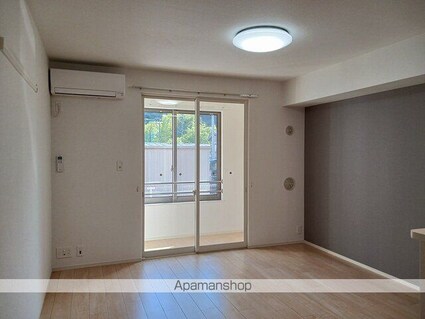 メゾンドゥコルーテ月見[1R/36.25m2]のリビング・居間