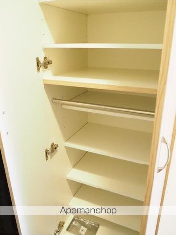 ルーブル高島平[1K/25.42m2]の内装