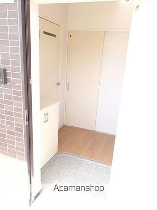和歌山県和歌山市三葛[1LDK/40.77m2]の玄関
