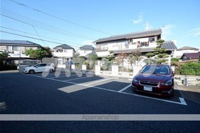 レオネクストMATOBAみなみの玄関写真