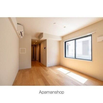 ウェルスクエア西新宿五丁目[1LDK/30.72m2]のリビング・居間