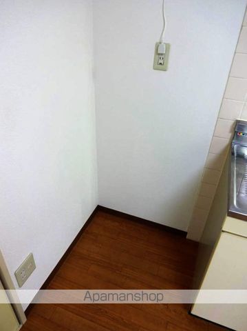 エレガント コーポラスの内装写真