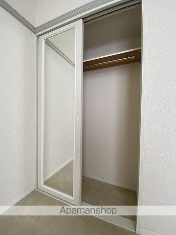 CARDIFFの内装写真