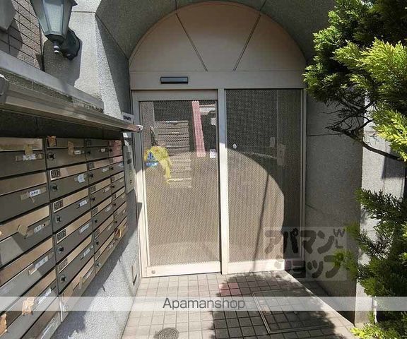 ゴールドクレストの玄関写真