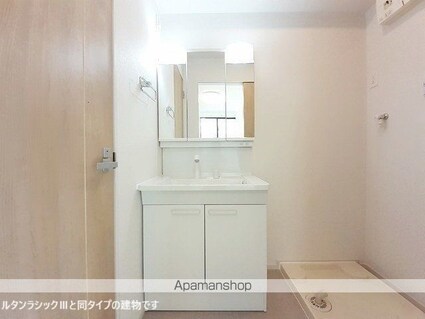 ＷＩＳＴＥＲＩＡ　Ⅶ[1K/29.72m2]の洗面所