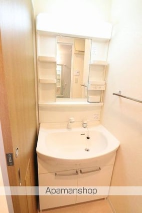 東京都武蔵野市中町３丁目[1K/44.1m2]の洗面所