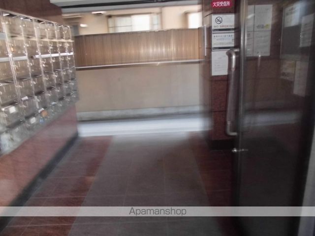 ハイツアズールの玄関写真