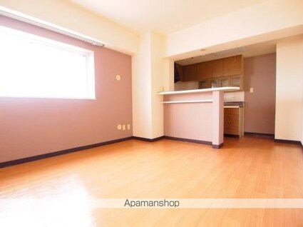 ホワイトプラザ会津[2LDK/57.12m2]のリビング・居間2