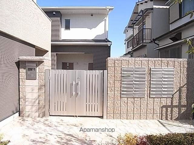 ヴェルドミール園田の玄関写真