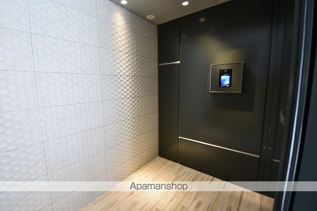 トゥールタ春日町の玄関写真