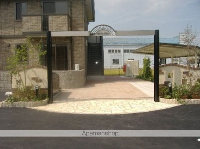 スマイリーハウスの外観写真