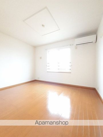 ライフ Dの内装写真