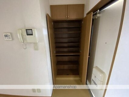 ビージョイマンション５号館[2LDK/50.56m2]の収納