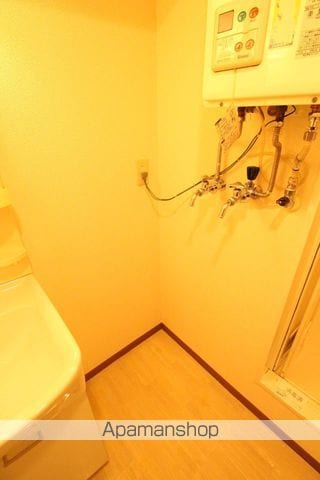 EーONEの内装写真