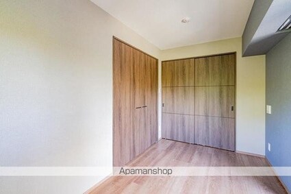 オーパスレジデンス南青山[2LDK/70.53m2]の収納