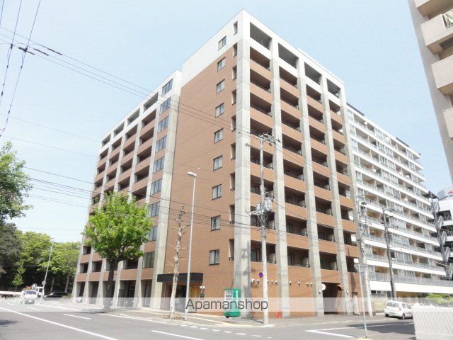 エナコート知事公館前の外観写真