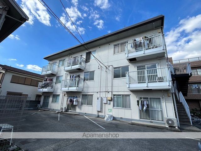 エステート氷川Aの外観写真