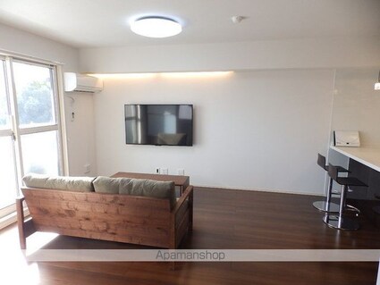 ＤーＲｅｓｉｄｅｎｃｅ御船町[1LDK/64.55m2]のリビング・居間