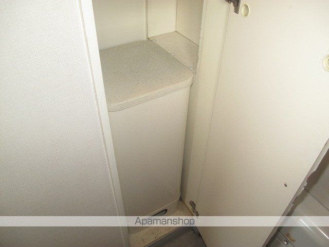 スプリング32の内装写真