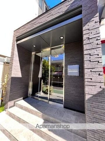 レジディア板橋本町プレイスの玄関写真
