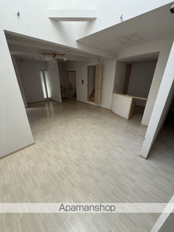 京浜東北・根岸線 北浦和駅 徒歩6分 3階建 築16年の内装写真