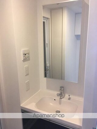 レジディア三軒茶屋Ⅲ[2K/26.3m2]の洗面所