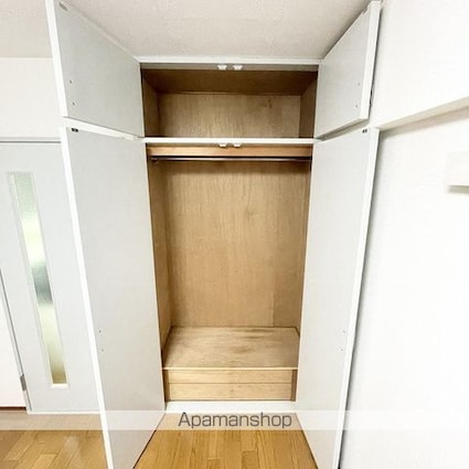 クレイン弥生[1K/17.55m2]の収納