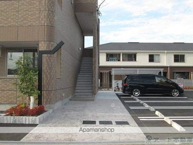 サンコレクトの玄関写真