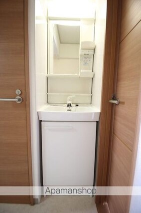 フローラル吉岡[1R/17.01m2]の洗面所