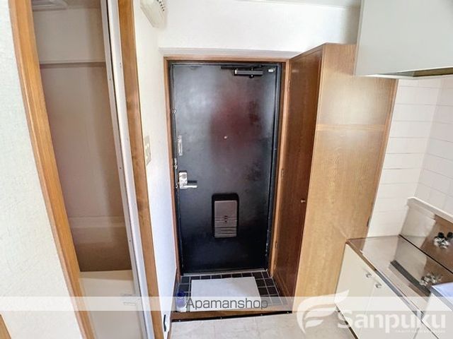 ドゥマンクレールの内装写真