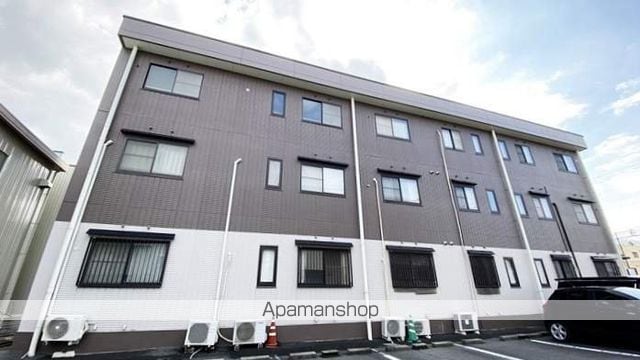 さくらマンションBの外観写真