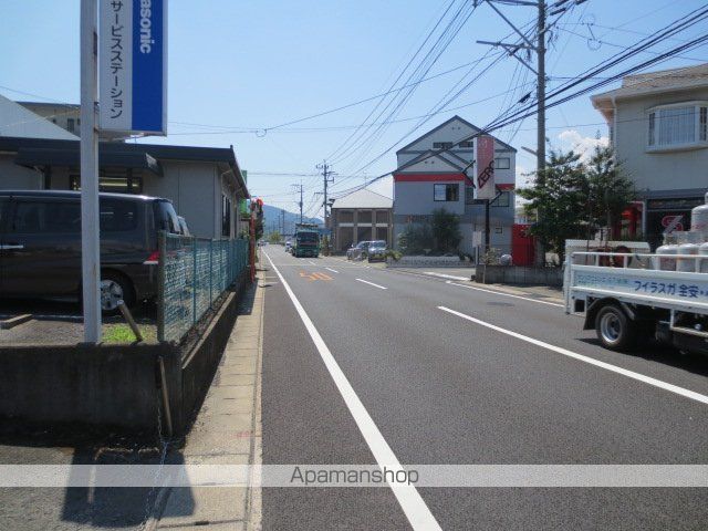 アヴニールロイヤルの周辺写真